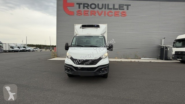 Užitkové vozidlo Iveco FRIGO 12M3 160 CV ROUES...
