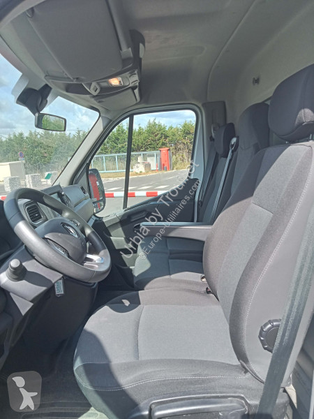 Véhicule utilitaire Renault 20M3 145 CV FOURGON...