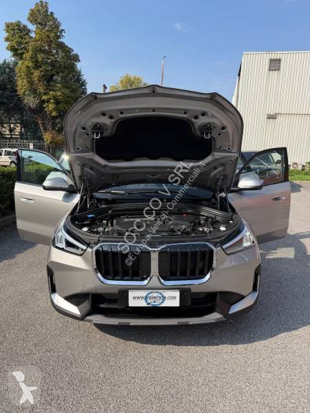 Véhicule utilitaire BMW