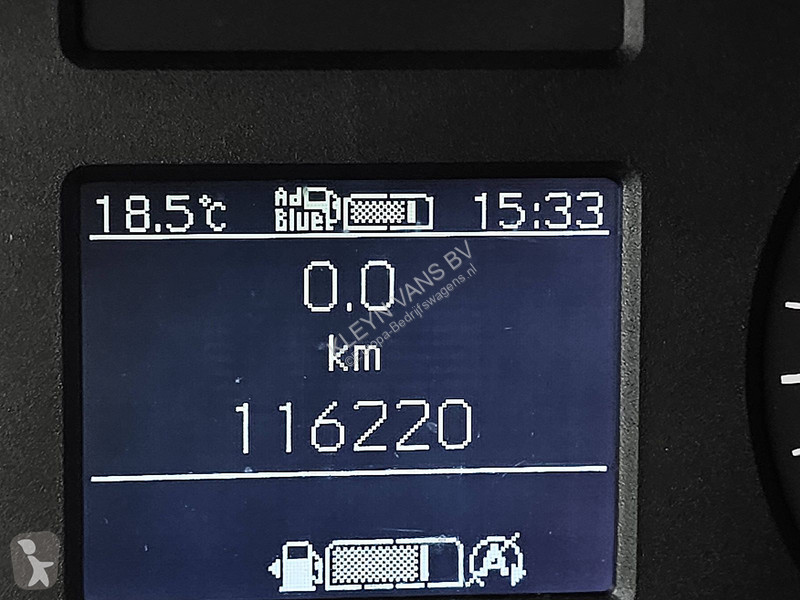 Véhicule utilitaire Mercedes 311 L2H2 ac EURO6...