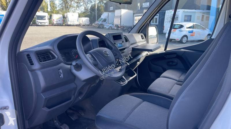 Nissan  van