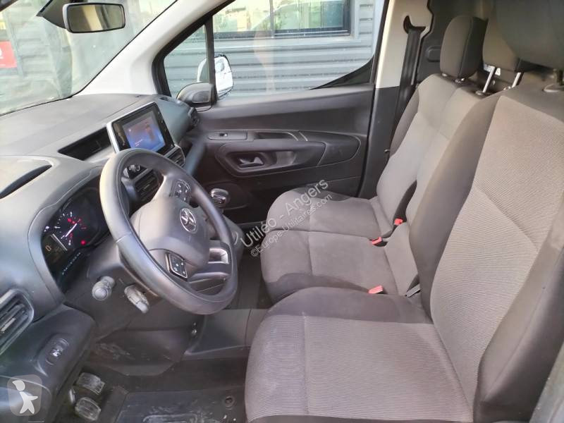 Užitkové vozidlo Toyota MEDIUM 1.5L 100CH D-4D