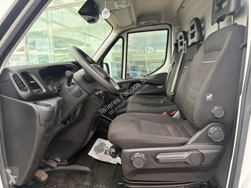Furgoneta Iveco 35S16 V 16m3