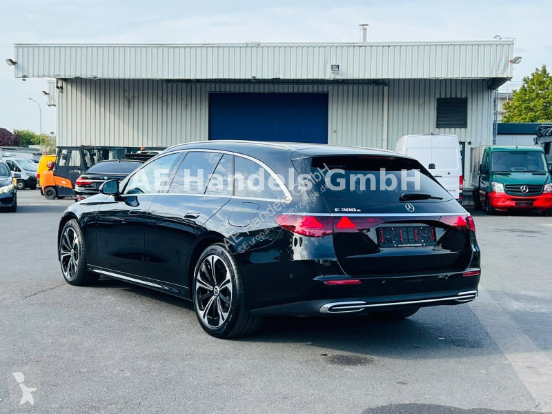 Užitkové vozidlo Mercedes E 300e T-Modell...