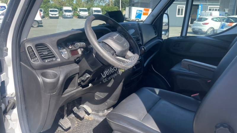 Užitkové vozidlo Iveco 35C16 D BENNE DOUBLE...