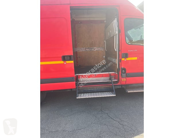 Renault MASCOTT van