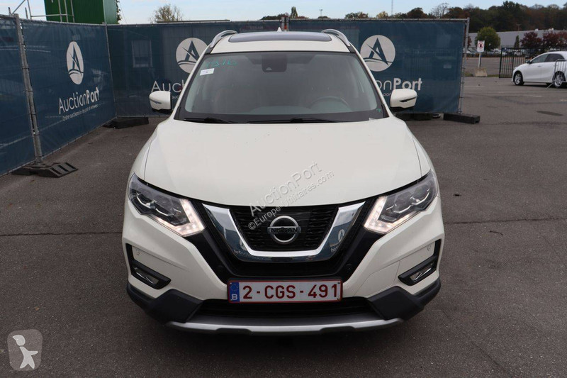 Nissan  van
