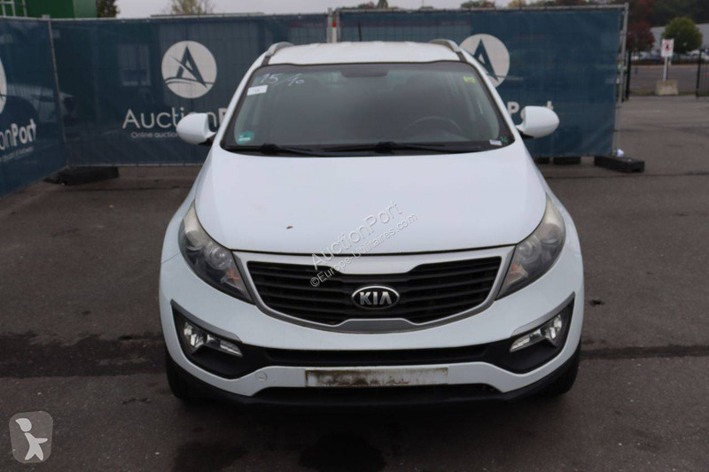 KIA  van