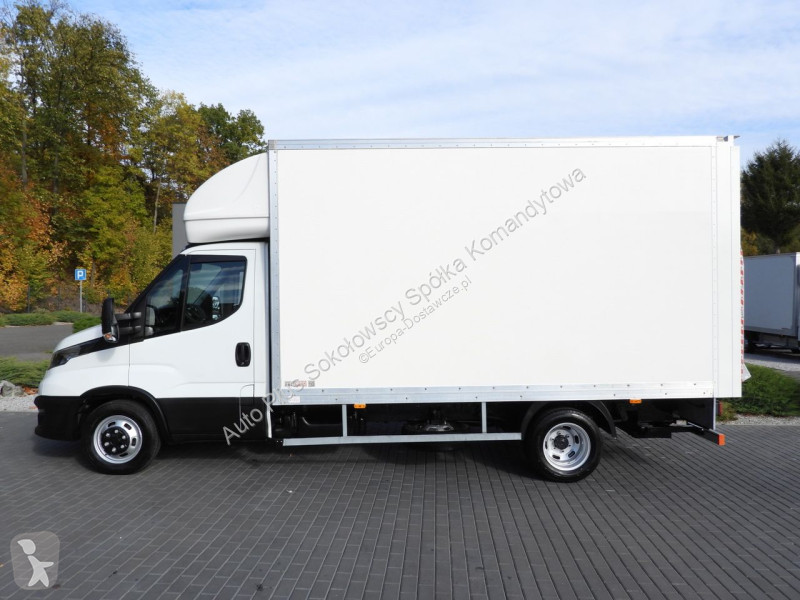 Iveco 35C16 DAILY van