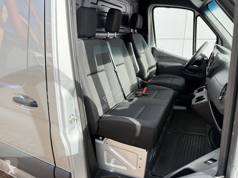 Bedrijfswagen Mercedes 215 1.9 CDI Automaat...