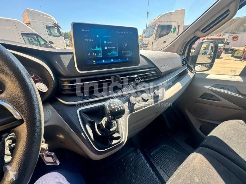 Maxus DELIVER 9 35.150 GV van