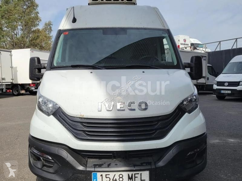 Iveco DAILY 35S14 16M3 van