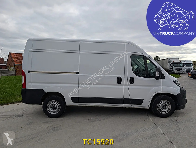 Peugeot 160cv L2H2 BV AUTO van