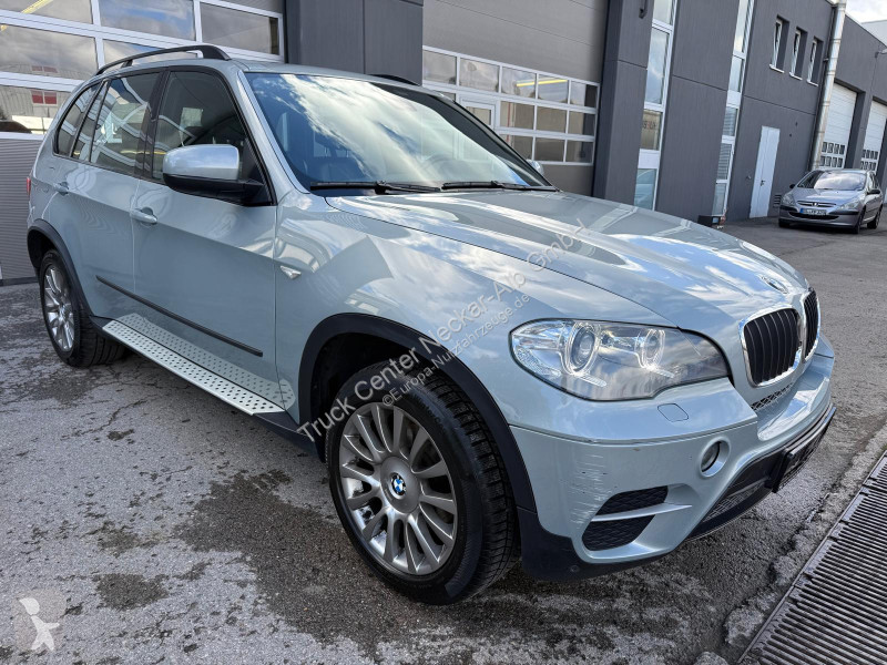 BMW X5 xDrive 30d Pano AHK Navi Leder 19+20...