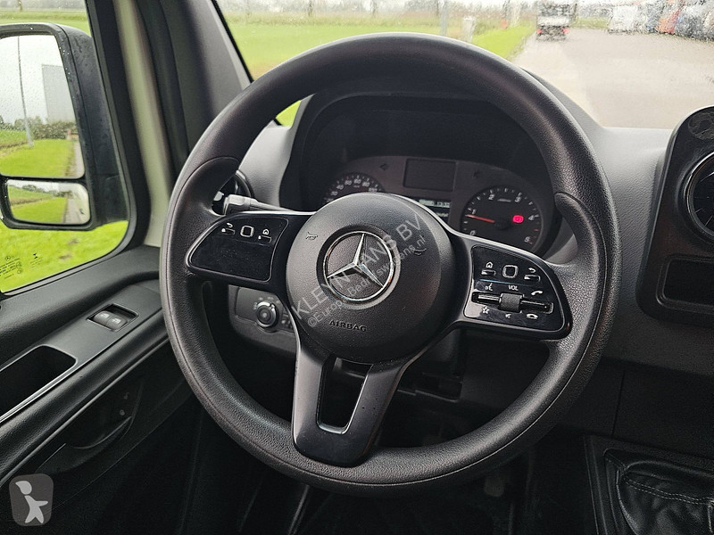 Mercedes 311 L2H2 Mbux Achterwielaandrijving...