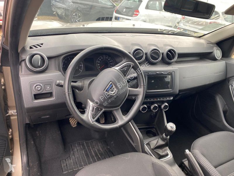 Dacia 1.5 BlueDCi 115 Prestige 4×4 / FF389 van