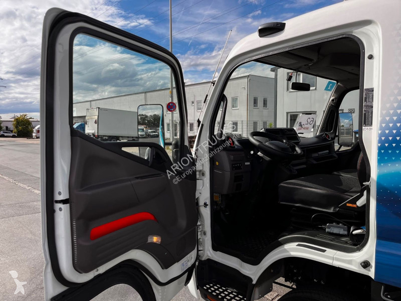 Furgoneta Fuso 4C15...