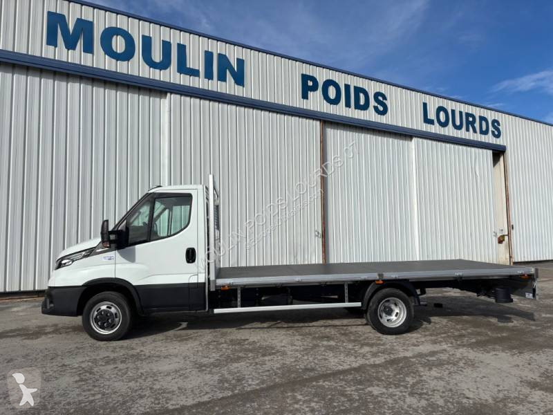 Iveco 35C15 van