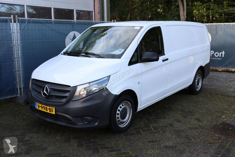 Furgoneta Mercedes