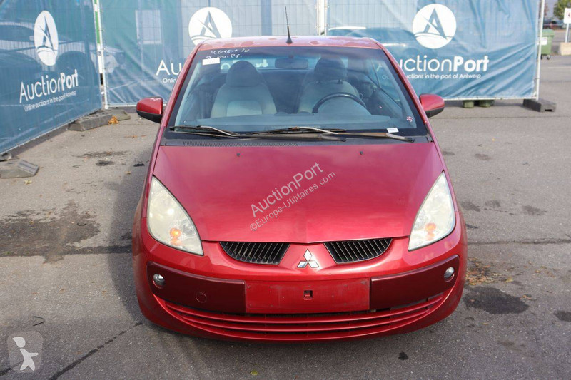 Furgoneta Mitsubishi