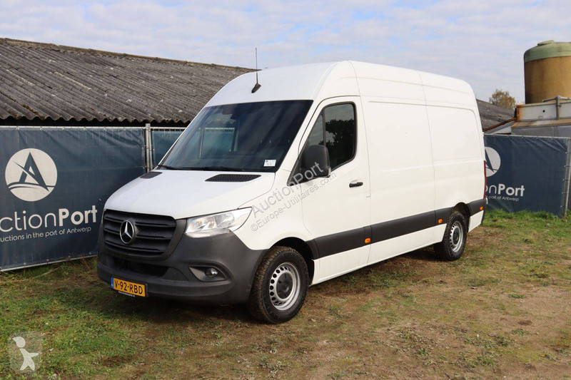 Véhicule utilitaire Mercedes