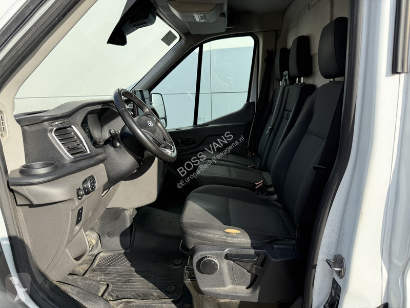 Véhicule utilitaire Ford E