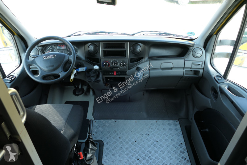 Iveco Daily 35 S11 C30C AUTOMATIK KAMERA Regale...