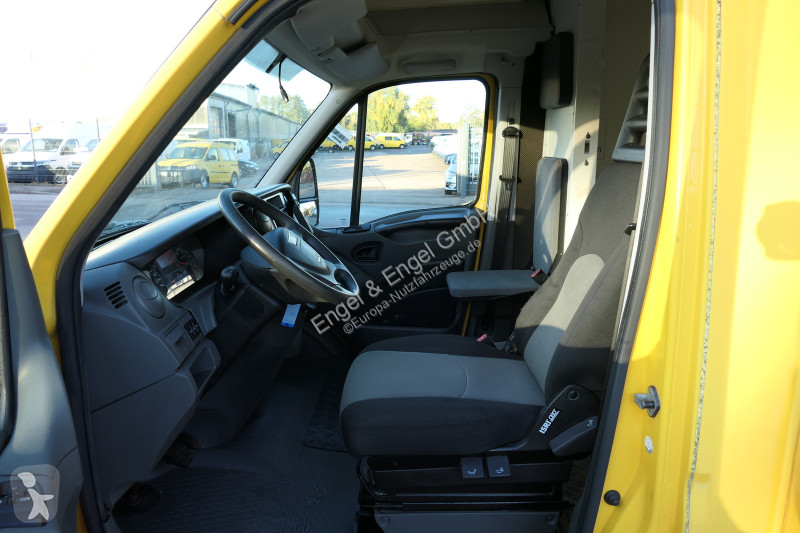 Iveco Daily 35 S11 C30C AUTOMATIK KAMERA Regale...