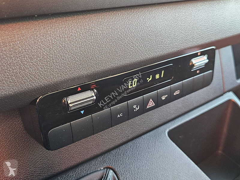 Mercedes 215 L2H2 FWD Airco 3 Zits BPM Vrij...