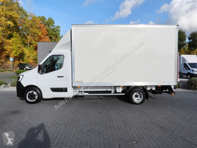عربة نفعية Renault  MASTER