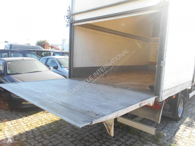 Véhicule utilitaire Mercedes