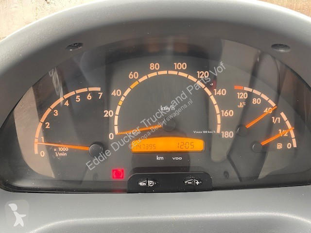 Véhicule utilitaire Mercedes SPRINTER