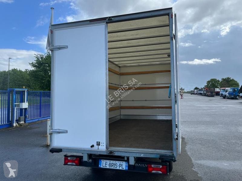 عربة نفعية Iveco 35S16
