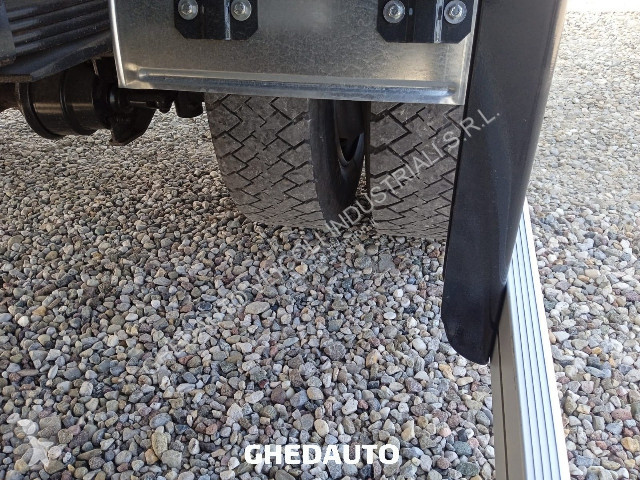 Véhicule utilitaire Iveco Eurocargo ML75E18 -...