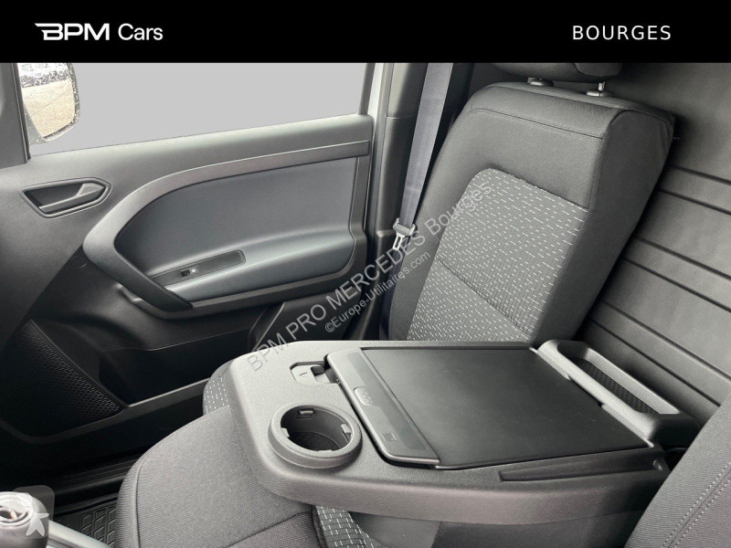 Véhicule utilitaire Mercedes e Long Pro