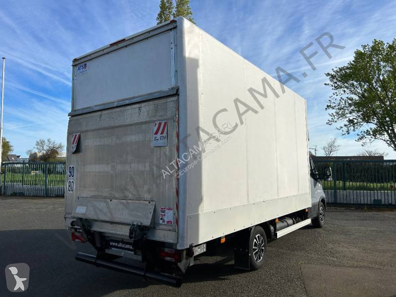 Véhicule utilitaire Iveco