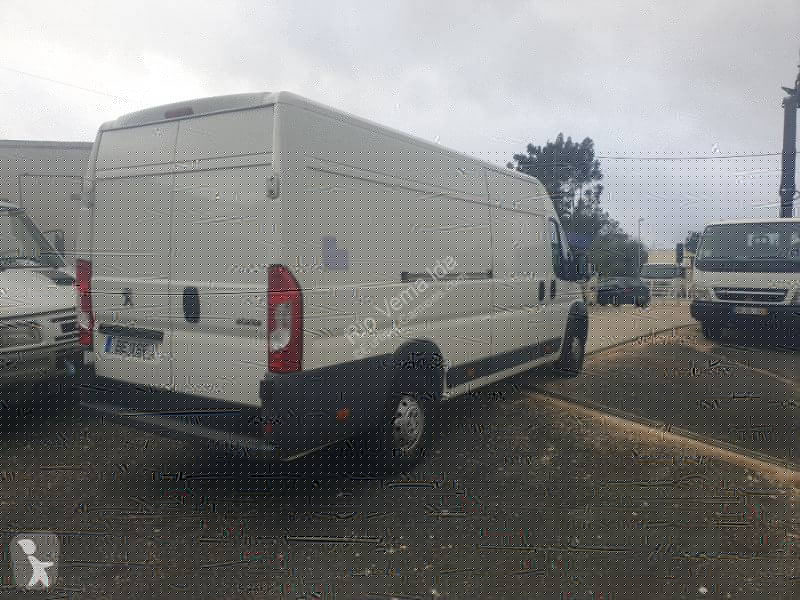 Veículo utilitário Peugeot