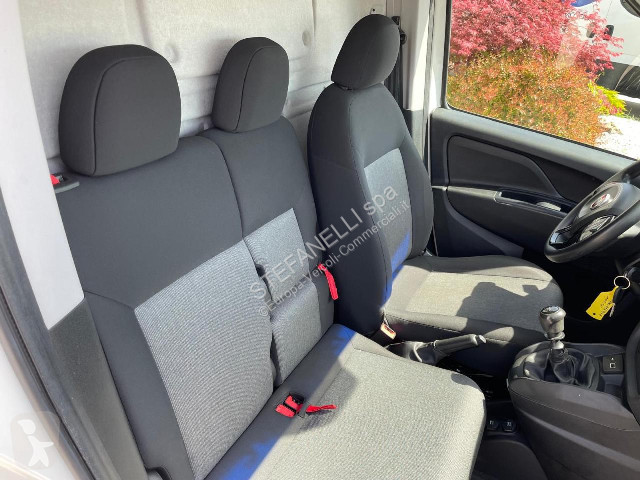 Veicolo commerciale Fiat DOBLO CARGO MAXI 1.6...