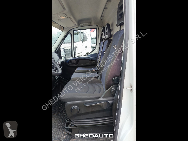 Veicolo commerciale Iveco IVECO DAILY 35S14