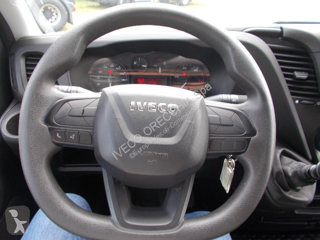 Veicolo commerciale Iveco DAILY 35C14 - 3750