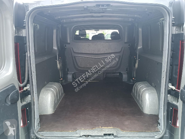Autoutilitară Renault TRAFIC 1.6 DCI 6 POSTI n1...