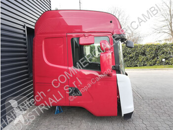 Hytt Scania