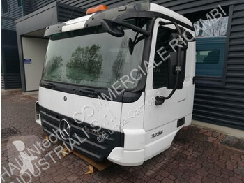 Cabine Mercedes