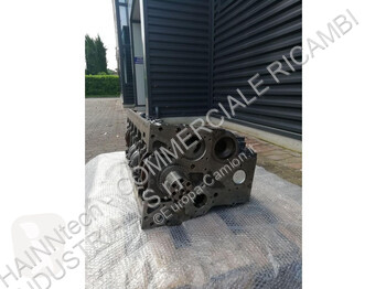 Cylindre et piston Iveco