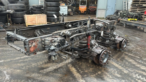 Peças pesados DAF -GINAF FRONT CHASSIS 8X4 / 10X4