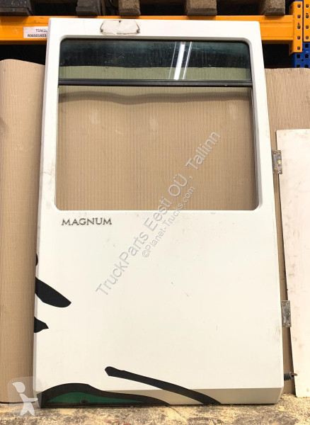 Náhradní díly pro kamiony Renault TRUCKS Dxi...