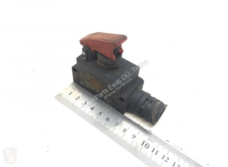 Reservdelar lastbilar Volvo 2-seeria (01.02-)