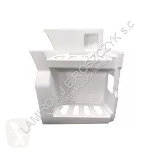 MAN TGX Calandre Volvo / TG3 (2021-) STEP LOWER RH pour camion (from 2021)