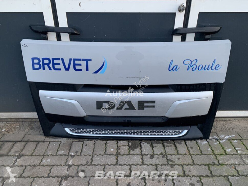 Vrachtwagenonderdelen DAF Calandre pour camion