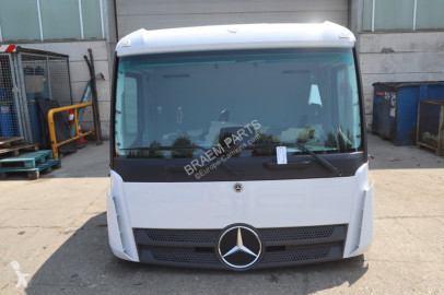 Hytt Mercedes ny